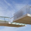 Kiss Bridge / Joaquin Alvarado Bañon