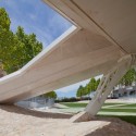 Kiss Bridge / Joaquin Alvarado Bañon