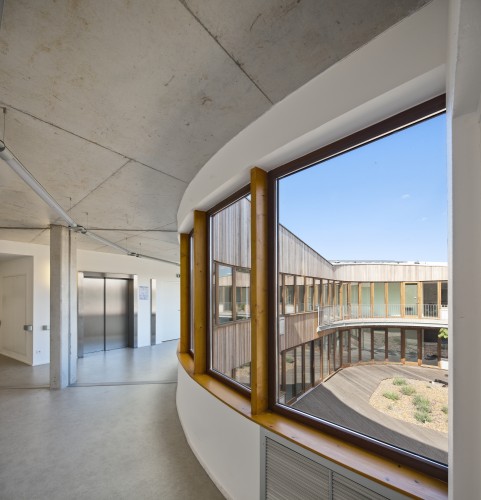 Harbonnieres Residential / Chartier-Dalix Architects
