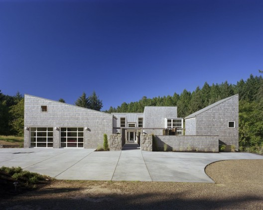 Caring Cabin / TVA Architects, Inc.