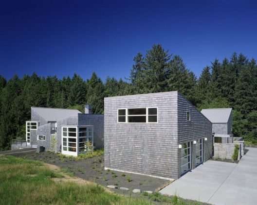 Caring Cabin / TVA Architects, Inc.