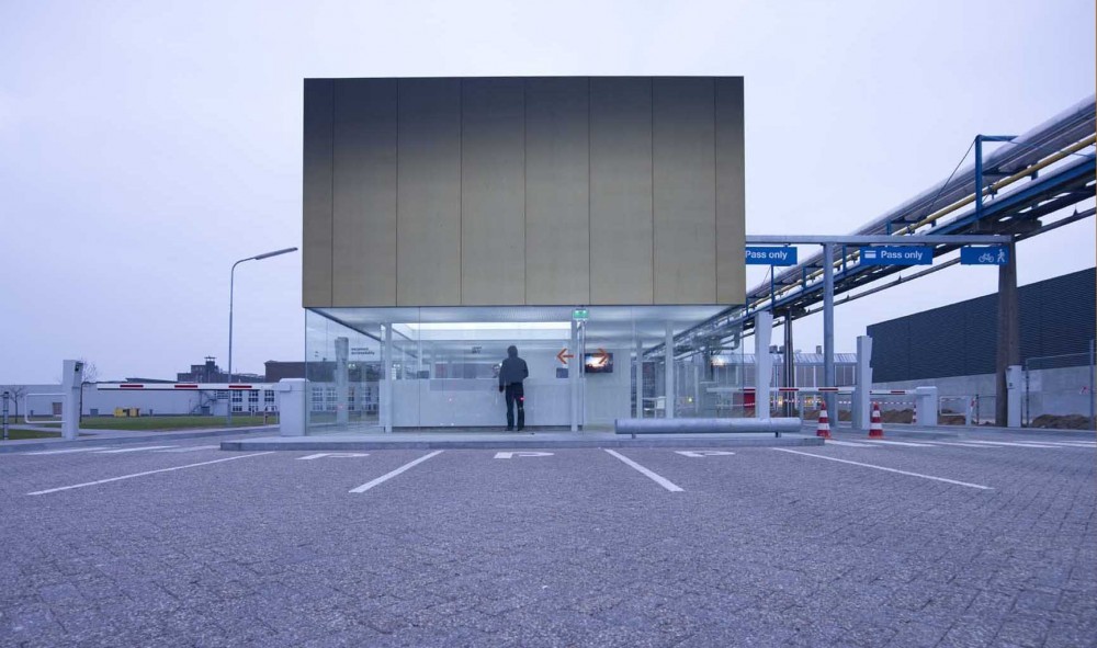 Gate House / NL Architects