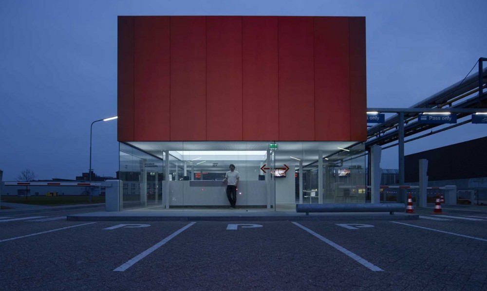 Gate House / NL Architects