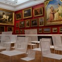 Instalación Mimicry Chairs / Nendo