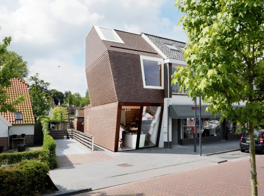 New building for Deli Shop / BaksvanWengerden Architecten