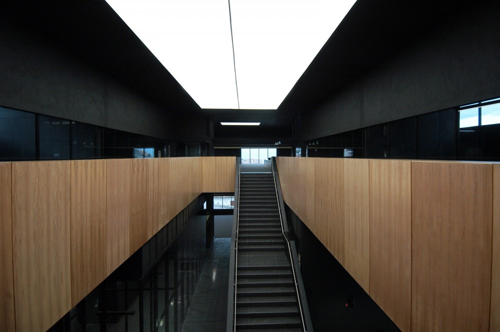 Fernando Botero Park Library / G Ateliers Architecture