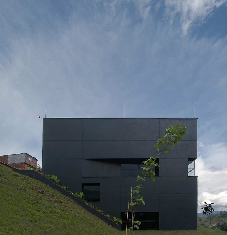 Fernando Botero Park Library / G Ateliers Architecture