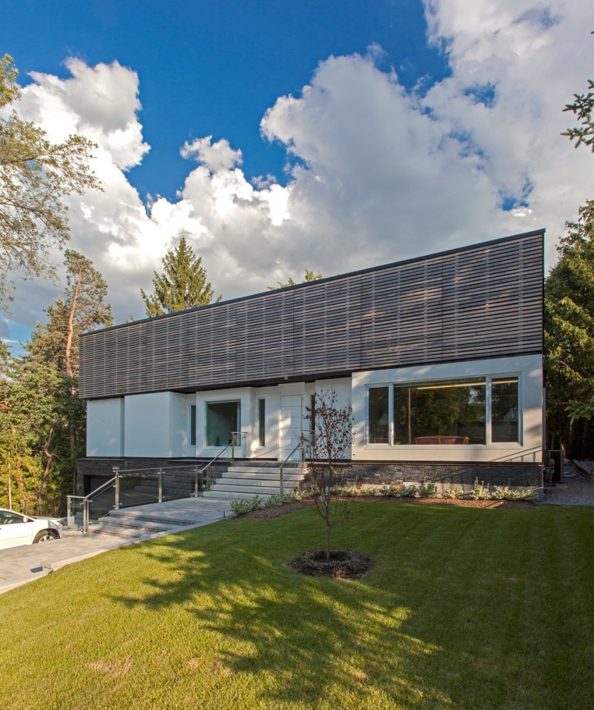 Gallery House / Reza Aliabadi