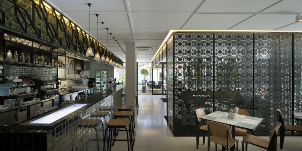 Skyve Bistro / FARM