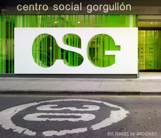 Gorgullón Social Center / Jose Jorge Santos Ogando + Angel Cid Carballo