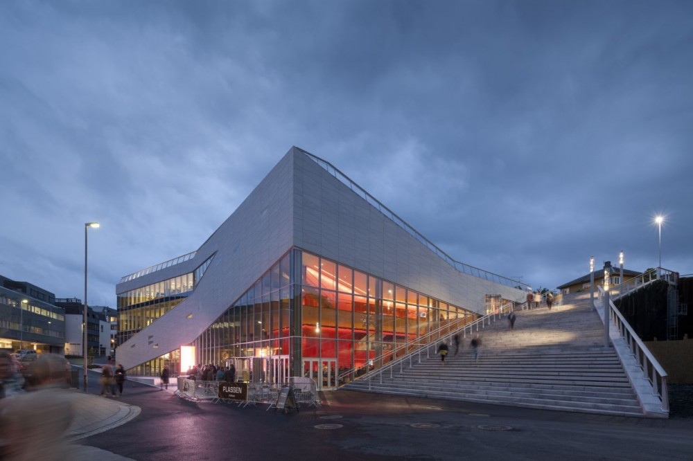 Plassen Cultural Center / 3XN Architects
