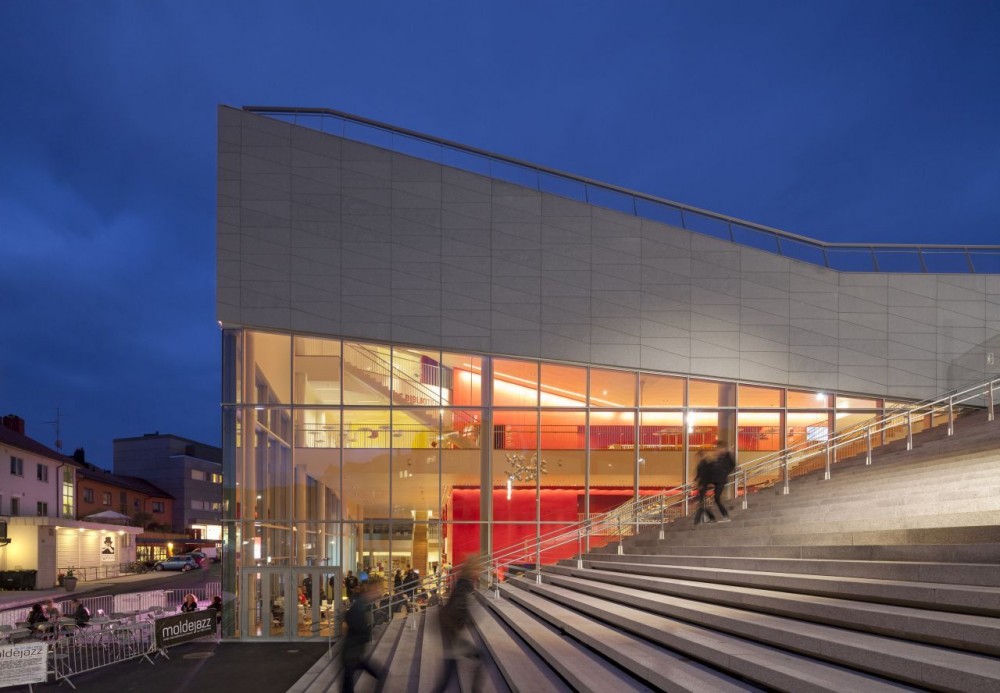 Plassen Cultural Center / 3XN Architects