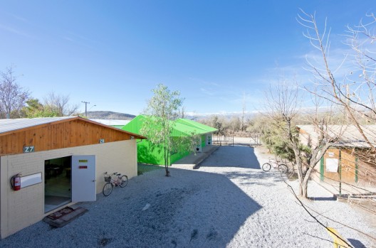 Catch Light Classrooms / LAND Arquitectos