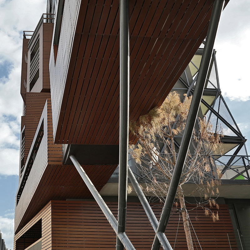 Basket Apartments in Paris / OFIS architects