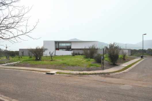 Casa el Polo / Juan Cristóbal Valenzuela Leighton y Eduardo Rivera Barros Arquitectos