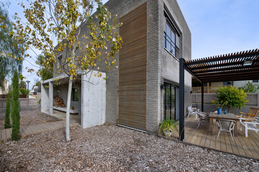 The Cube / Sharon Neuman Architects