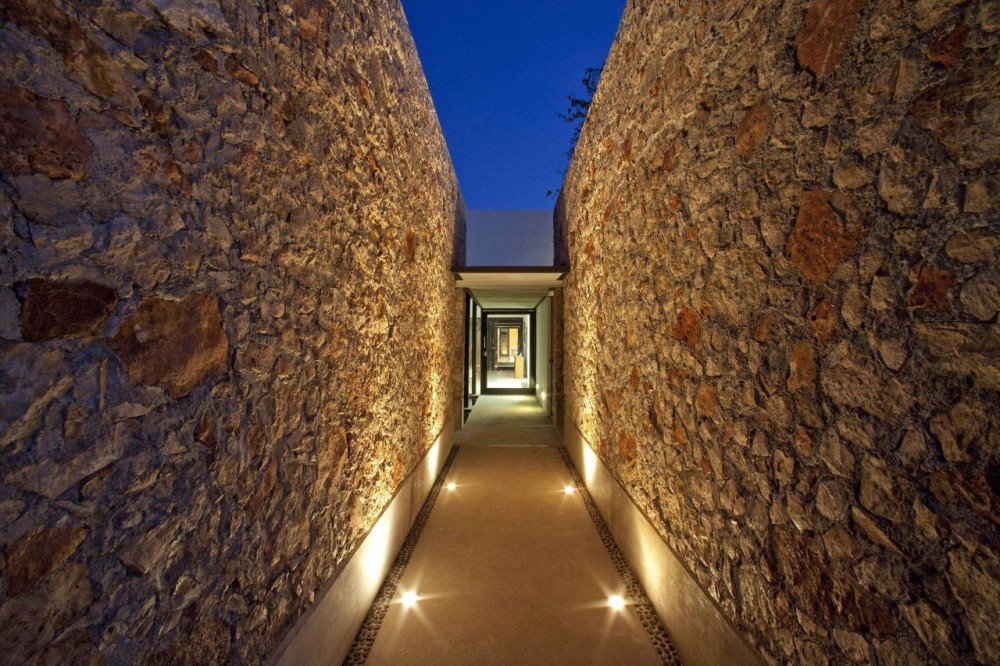 Gershenson House / Roman Gonzalez Jaramillo