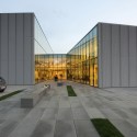 Phoenix Zeppelin Headquarters / Paulíny Hovorka Architekti Phoenix Zeppelin Headquarters / Paulíny Hovorka Architekti Courtesy of Paulíny Hovorka Architekti