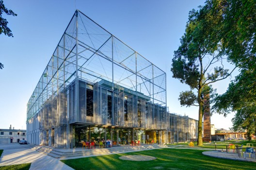 Fala Park / PL Architekci