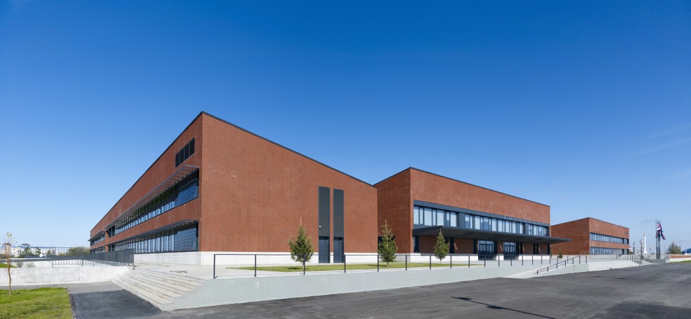 Haileybury Astana School / Çinici Mimarlık