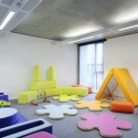 Langley Green Children's Centre / Re-Format © Nigel Rigden