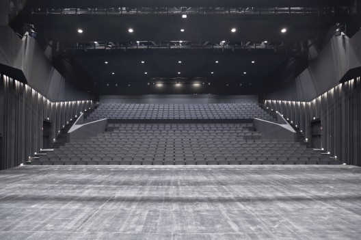 New Theater Equilibre / Dürig AG