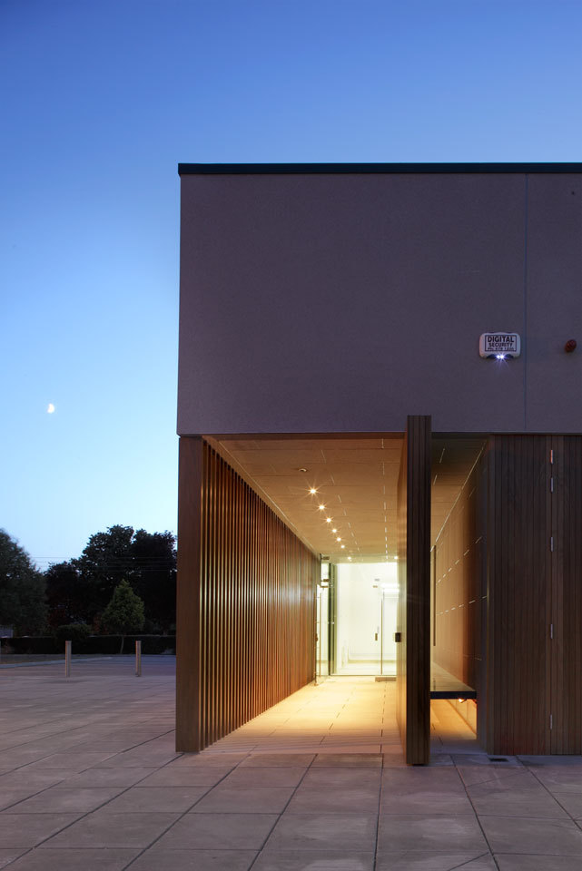 Ballyroan Parish Centre / Box Architecture