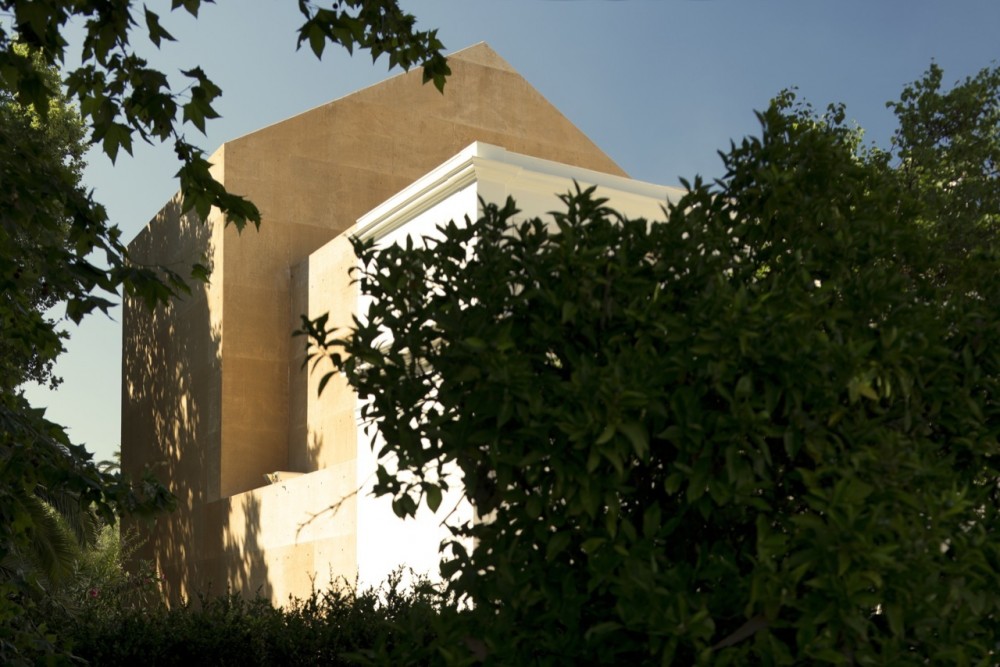 Thalia Theatre / Gonçalo Byrne Architects & Barbas Lopes Architects