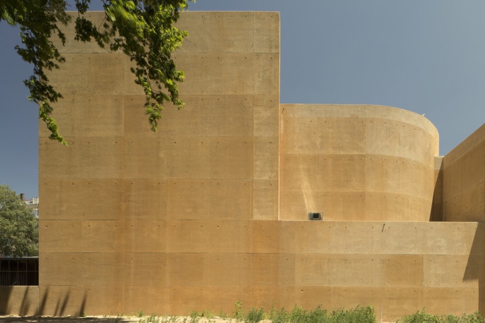 Thalia Theatre / Gonçalo Byrne Architects & Barbas Lopes Architects