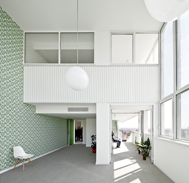 Julia Tower / Pau Vidal + Sergi Pons + Ricard Galiana