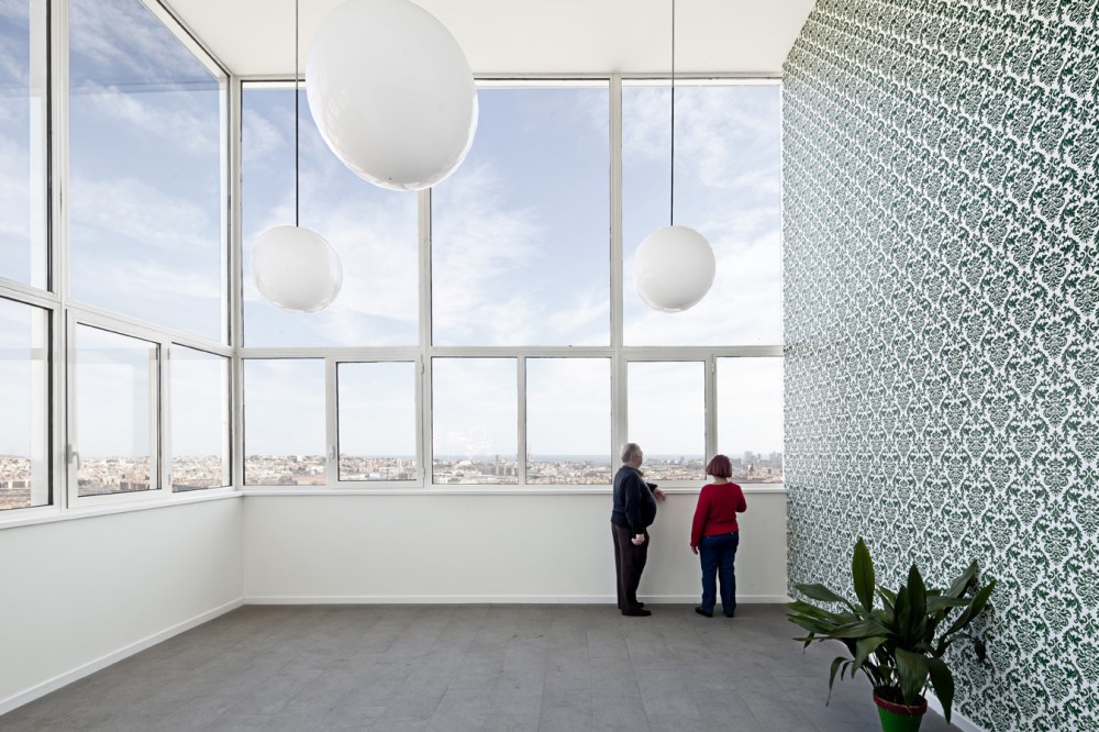 Julia Tower / Pau Vidal + Sergi Pons + Ricard Galiana