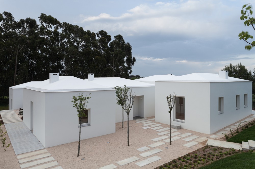 House in Belas / CHP Arquitectos