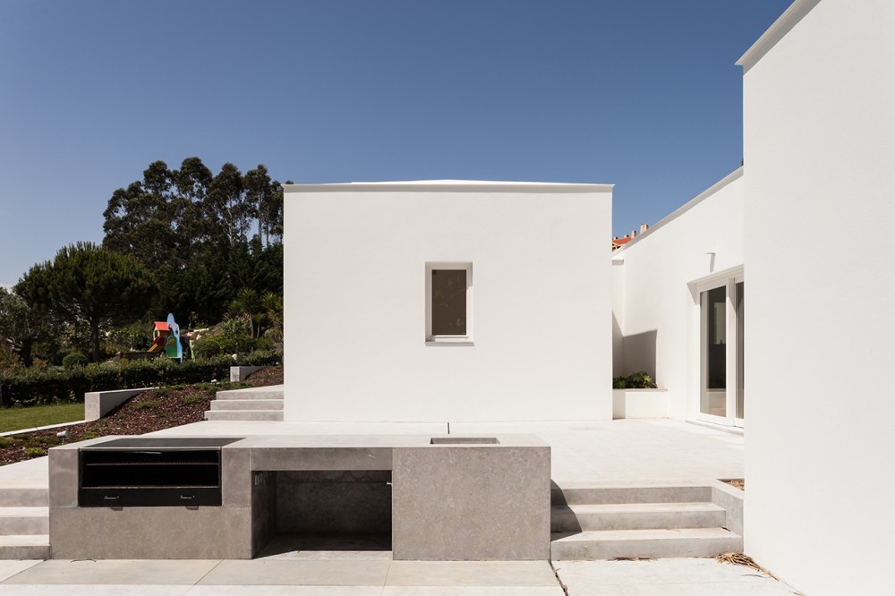 House in Belas / CHP Arquitectos