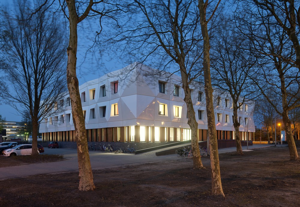 Veilige Veste / KAW Architecten