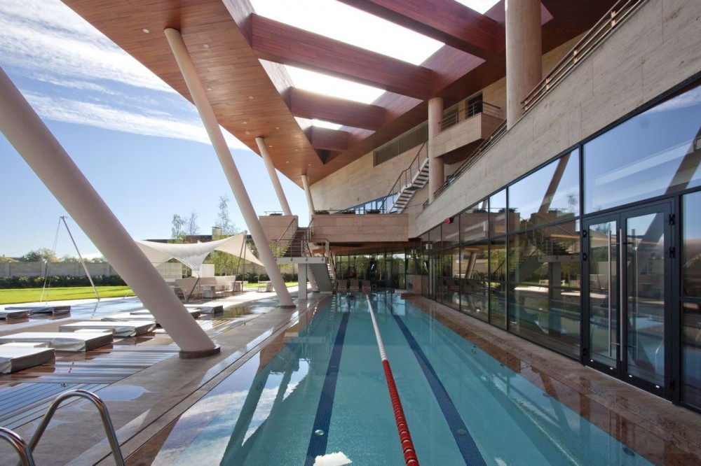 Zukovka-21 / Asadov Architectural Studio