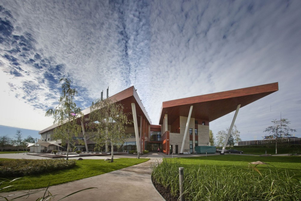 Zukovka-21 / Asadov Architectural Studio