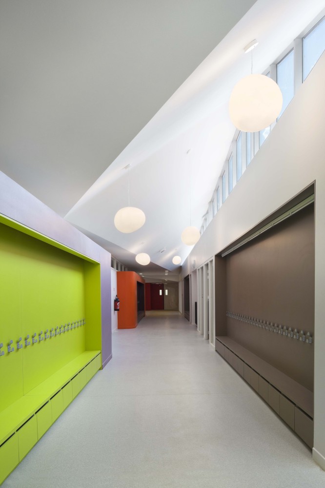 Groupe Scolaire Normandie-Niemen / Gaetan Le Penhuel Architectes