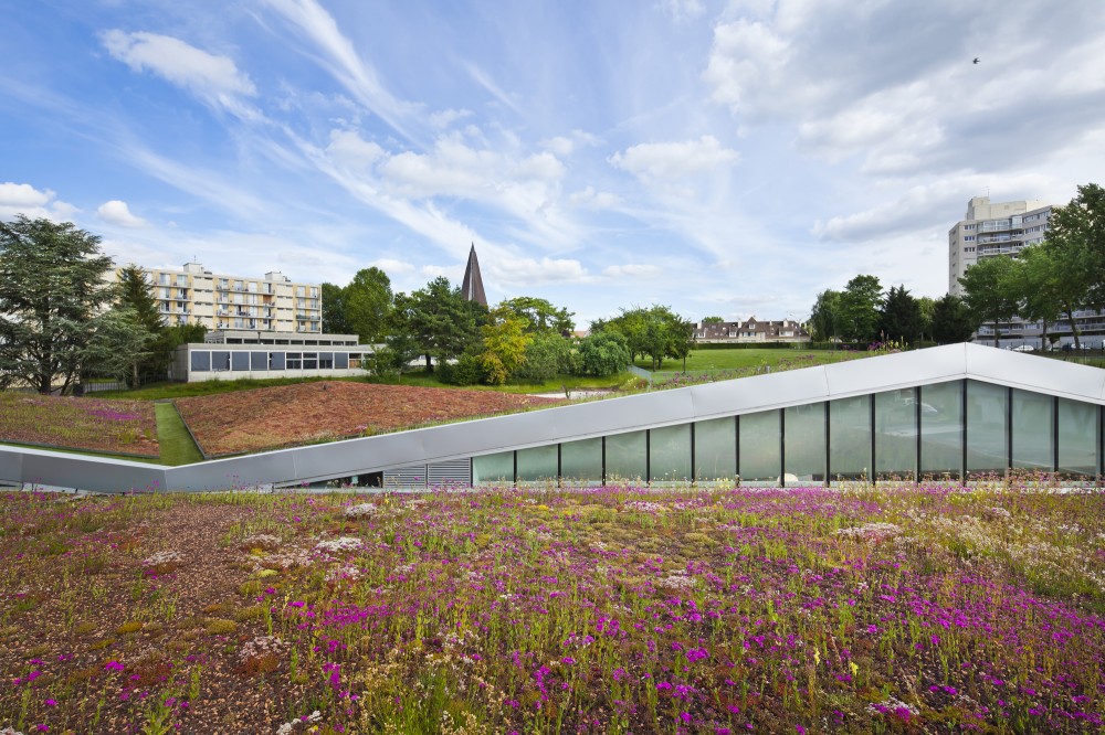 Groupe Scolaire Normandie-Niemen / Gaetan Le Penhuel Architectes