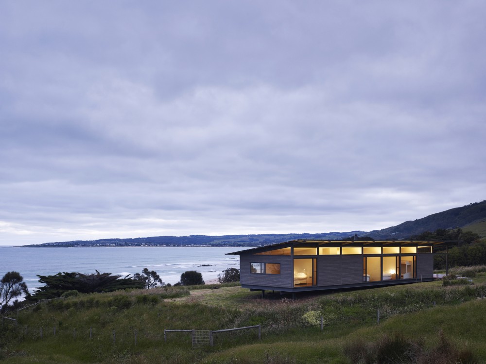 Sugar Gum House / Rob Kennon Architects