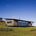 Sugar Gum House / Rob Kennon Architects Sugar Gum House / Rob Kennon Architects © Derek Swalwell