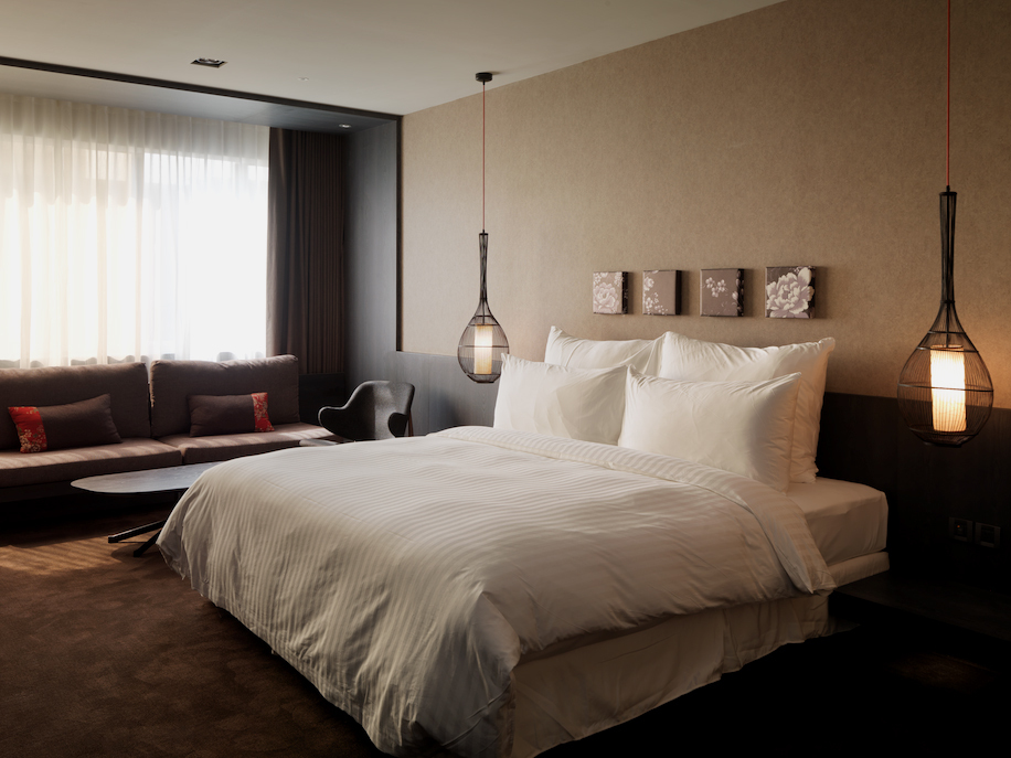 Hotel Dua / Koan Design