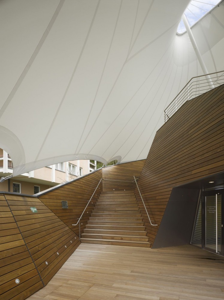 Palais Thermal / KTP Architecten + formTL