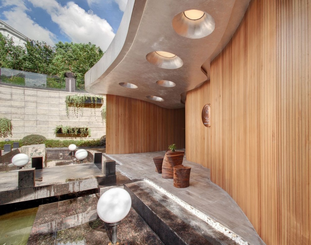One Taste Holistic / CROX International