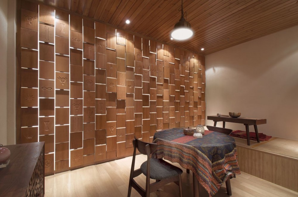 One Taste Holistic / CROX International