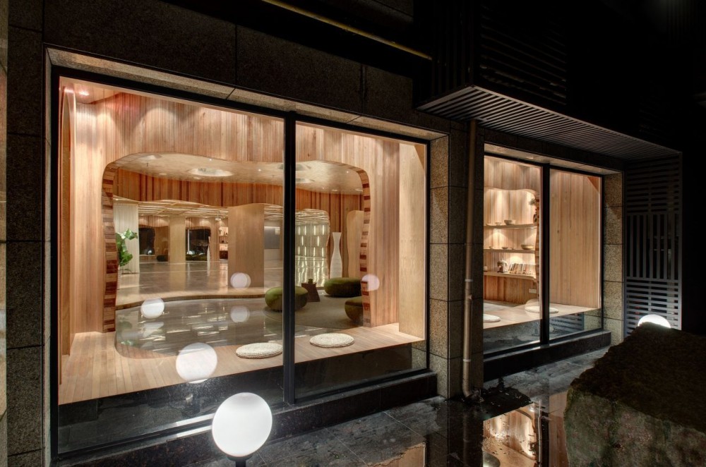 One Taste Holistic / CROX International