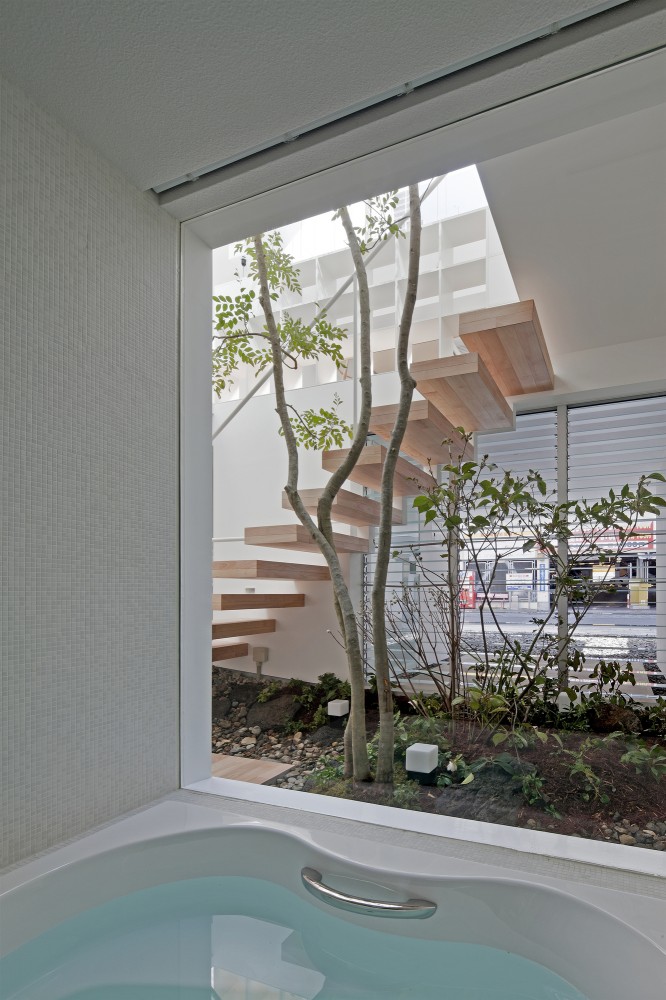 Machi-House / UID Architects
