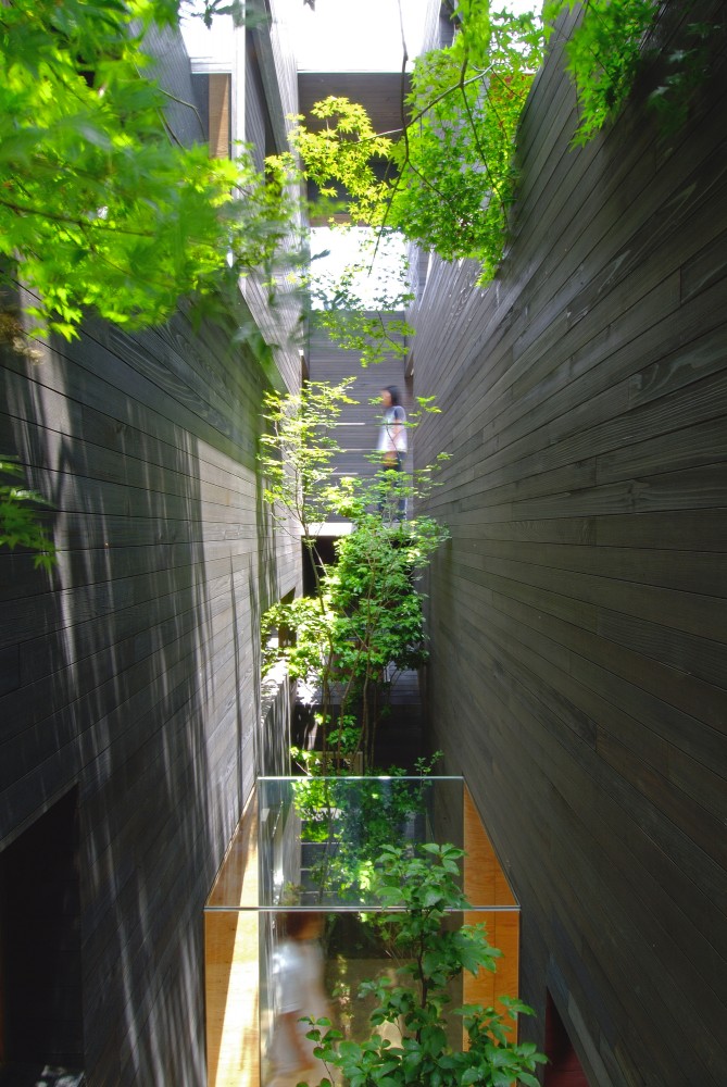 Mori x Hako / UID Architects