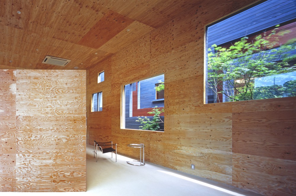 Mori x Hako / UID Architects