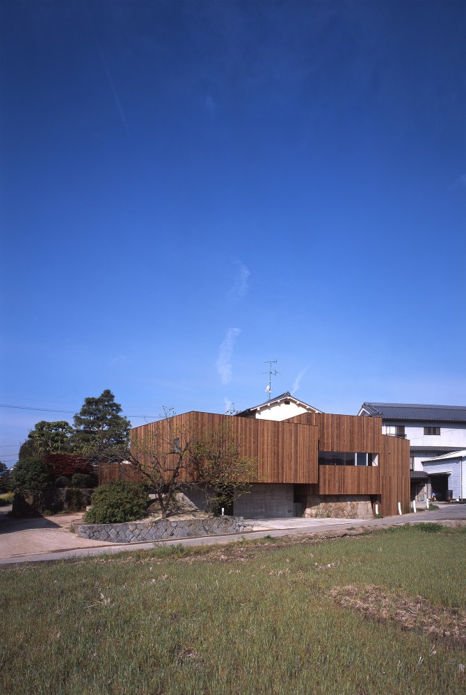 Rustic House / UID Architects