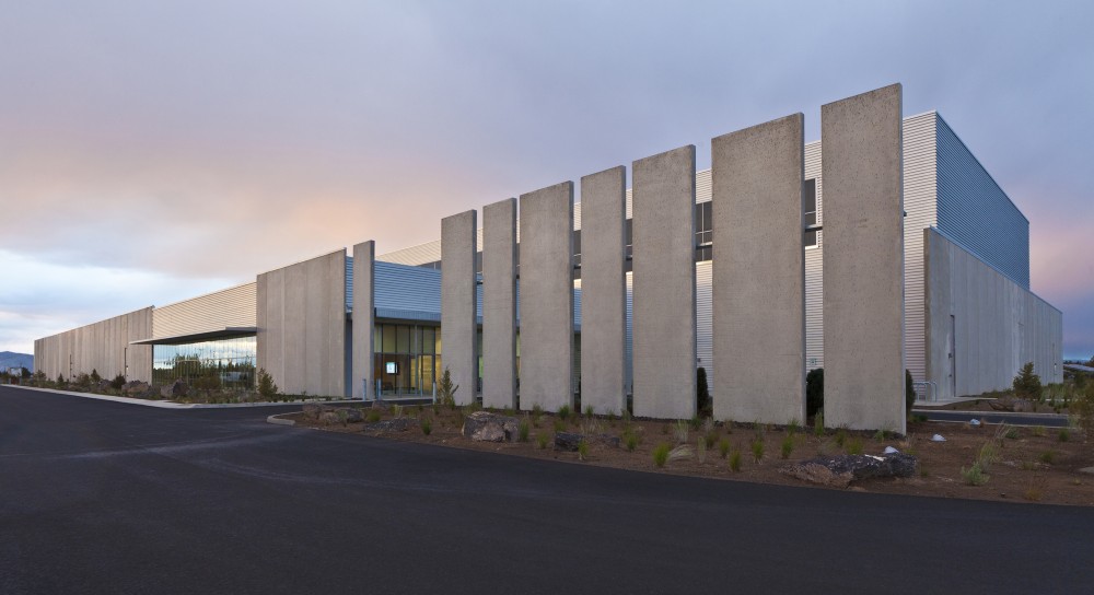 Facebook Prineville Data Center / Sheehan Partners